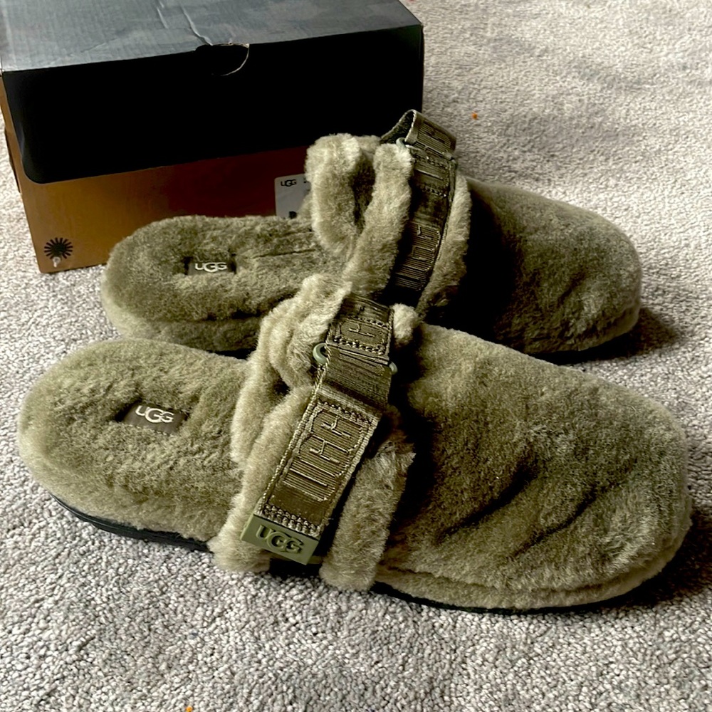 Ugg slipper